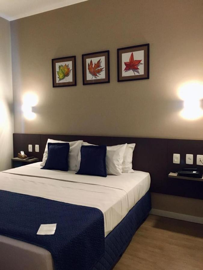 Summit Suites Hotel פינדאמונהנגבה מראה חיצוני תמונה