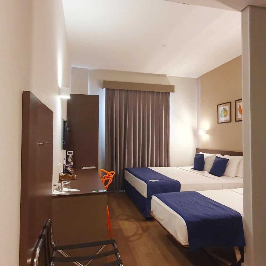 Summit Suites Hotel פינדאמונהנגבה מראה חיצוני תמונה