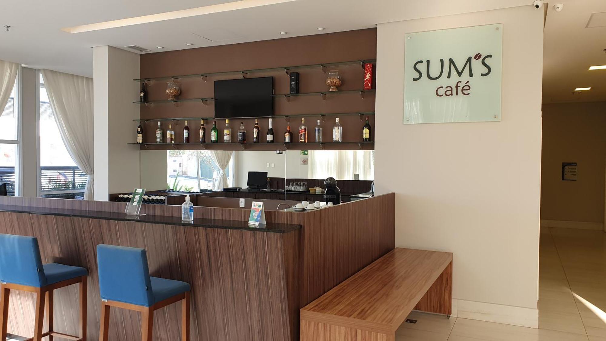 Summit Suites Hotel פינדאמונהנגבה מראה חיצוני תמונה