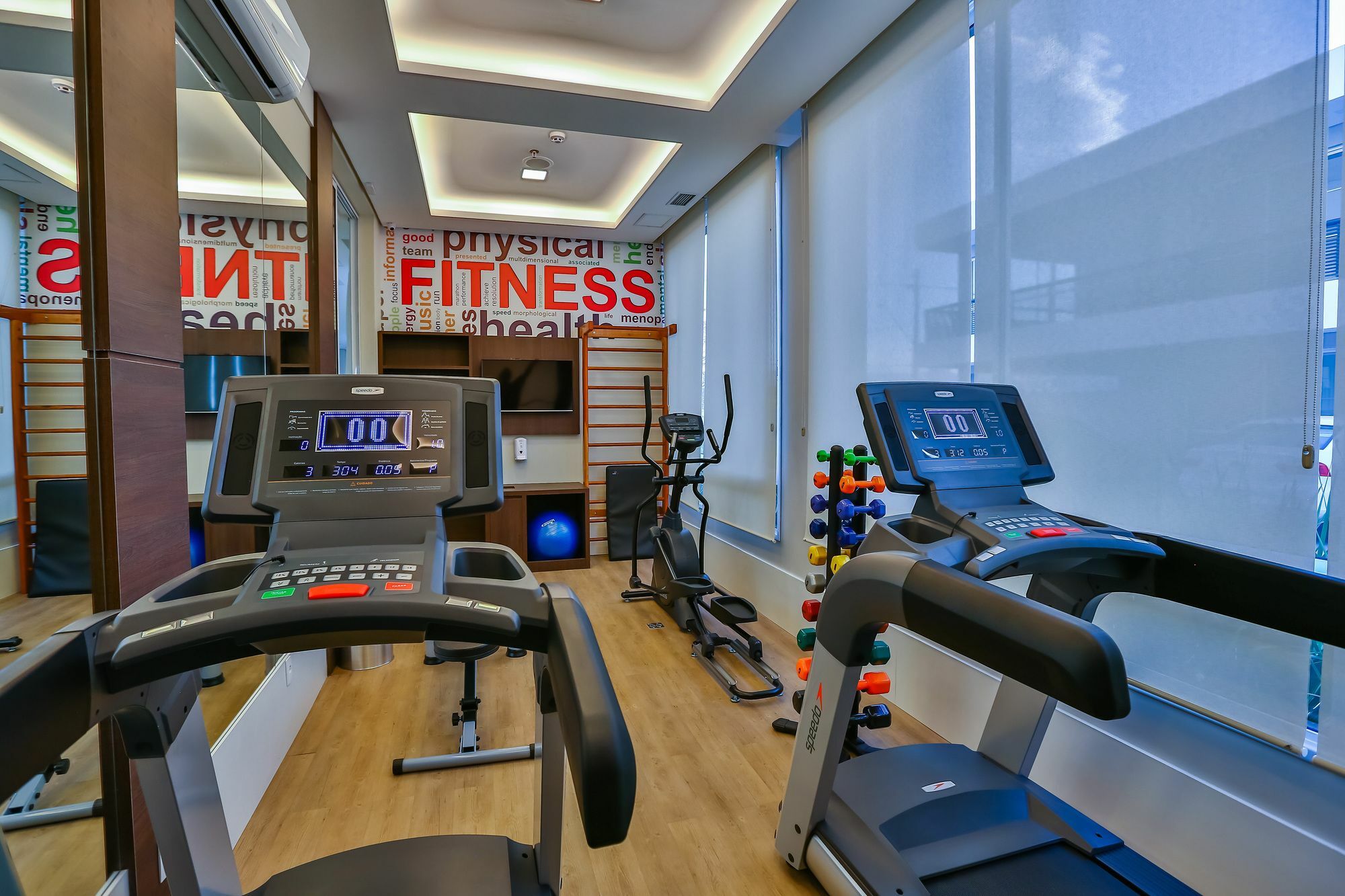 Summit Suites Hotel פינדאמונהנגבה מראה חיצוני תמונה
