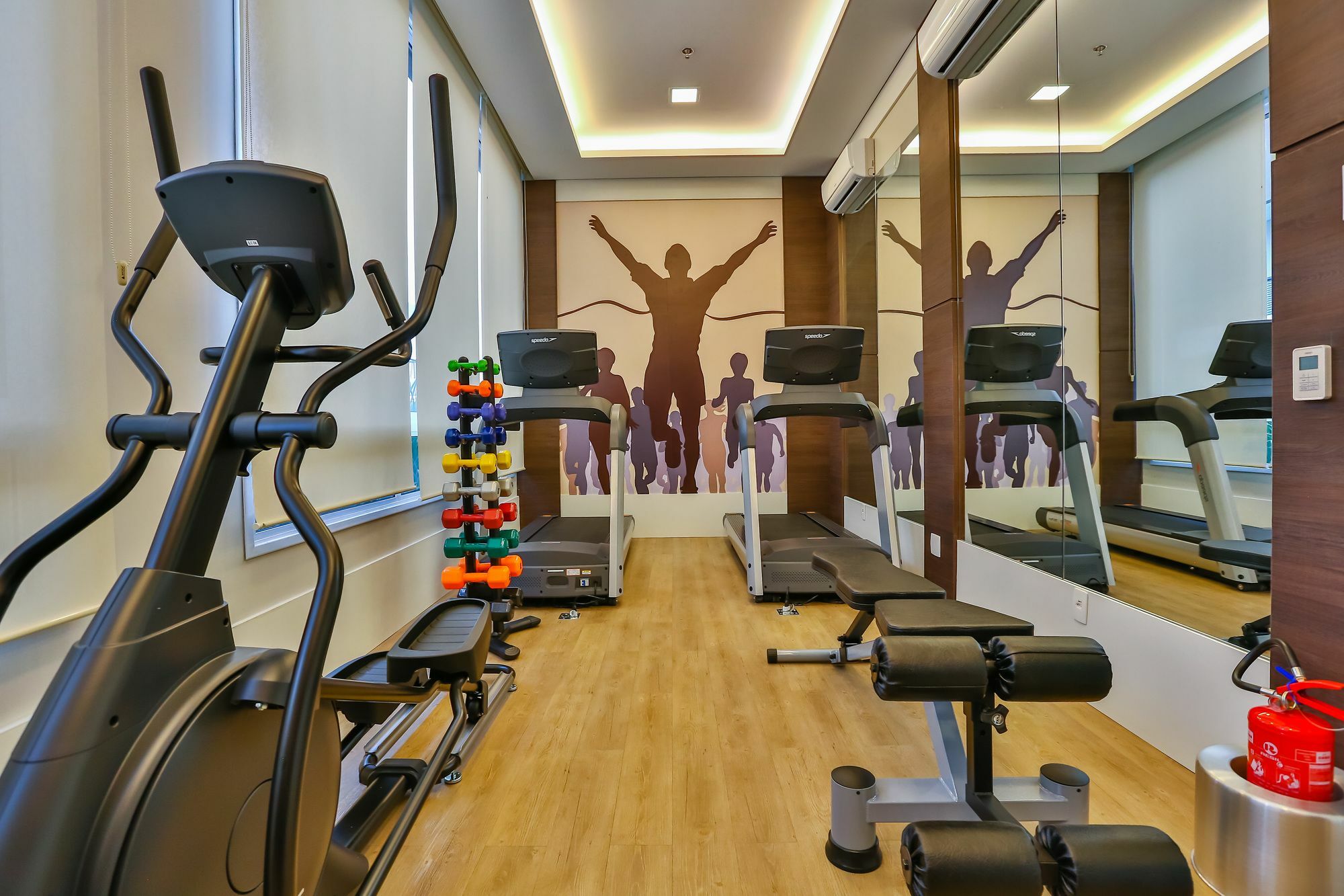 Summit Suites Hotel פינדאמונהנגבה מראה חיצוני תמונה